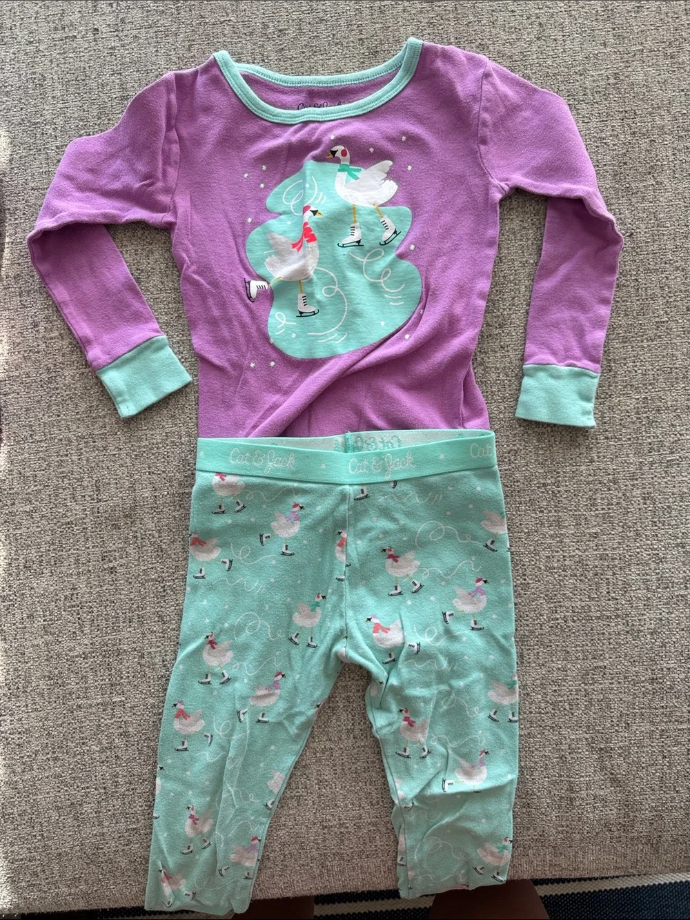 Girls 4T Long sleeve pajama bundle